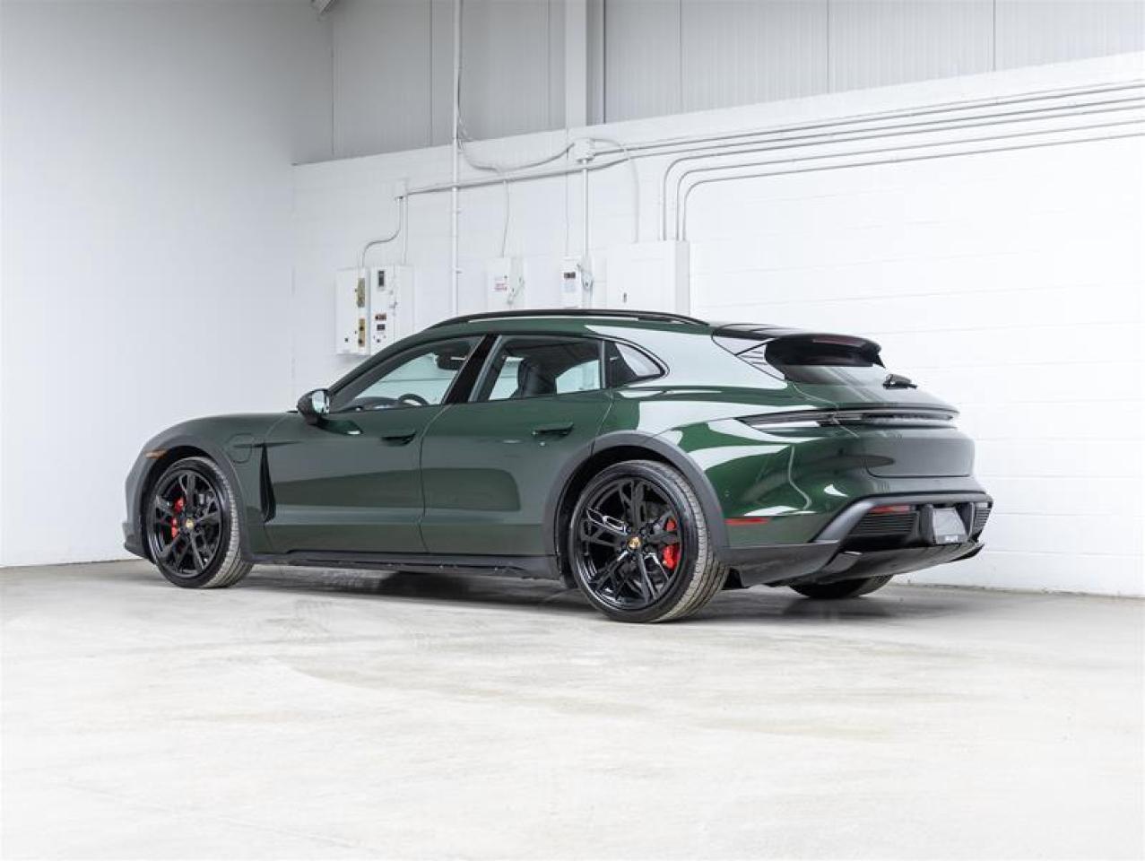 2025 Porsche Taycan  Photo