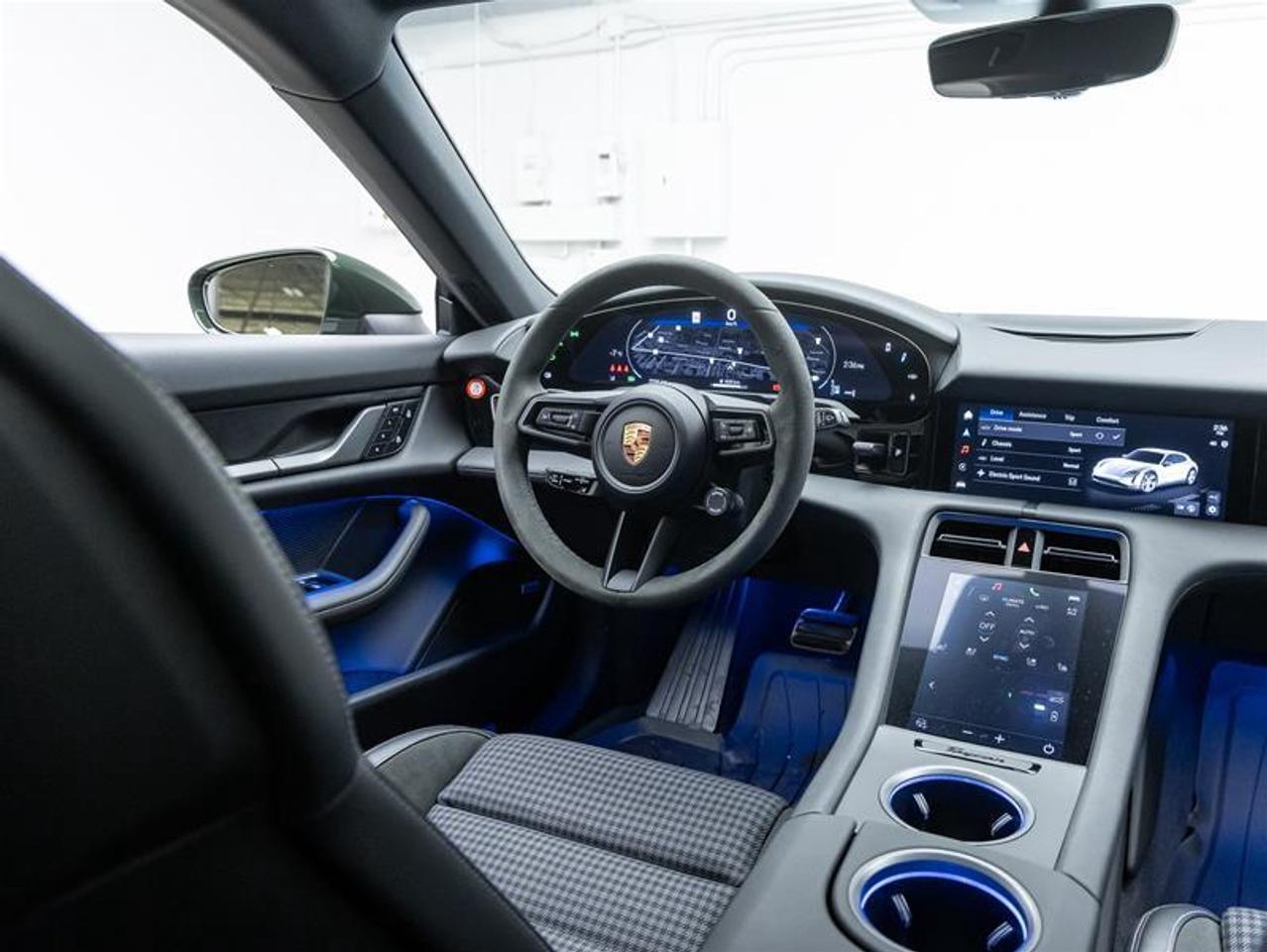 2025 Porsche Taycan  Photo