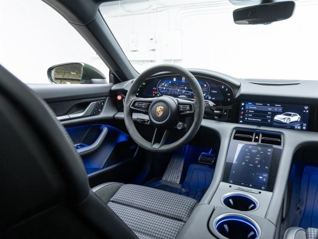 2025 Porsche Taycan  Photo