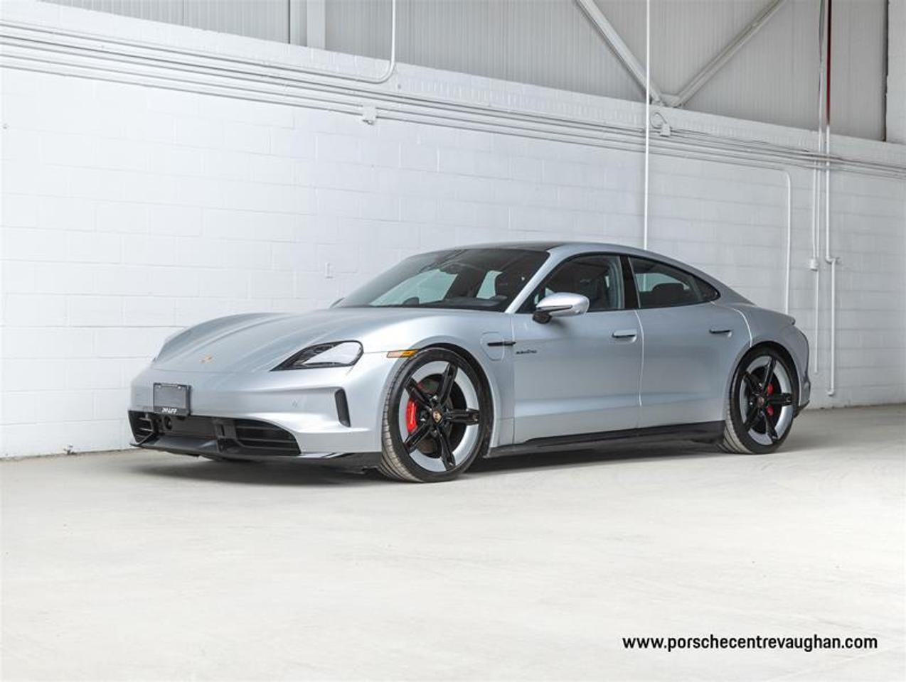 2025 Porsche Taycan  Photo0