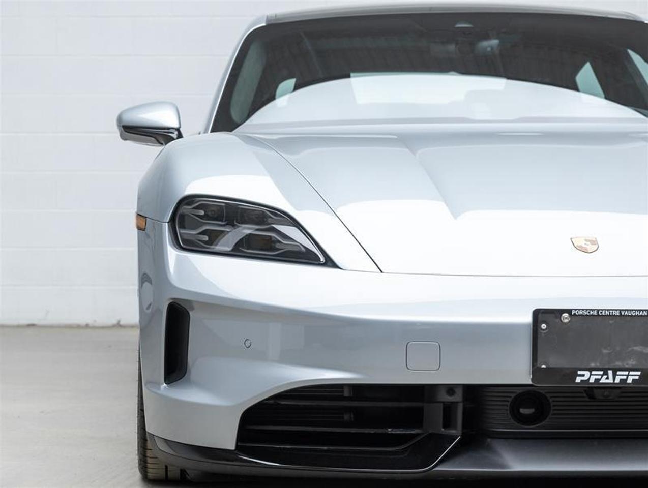 2025 Porsche Taycan  Photo