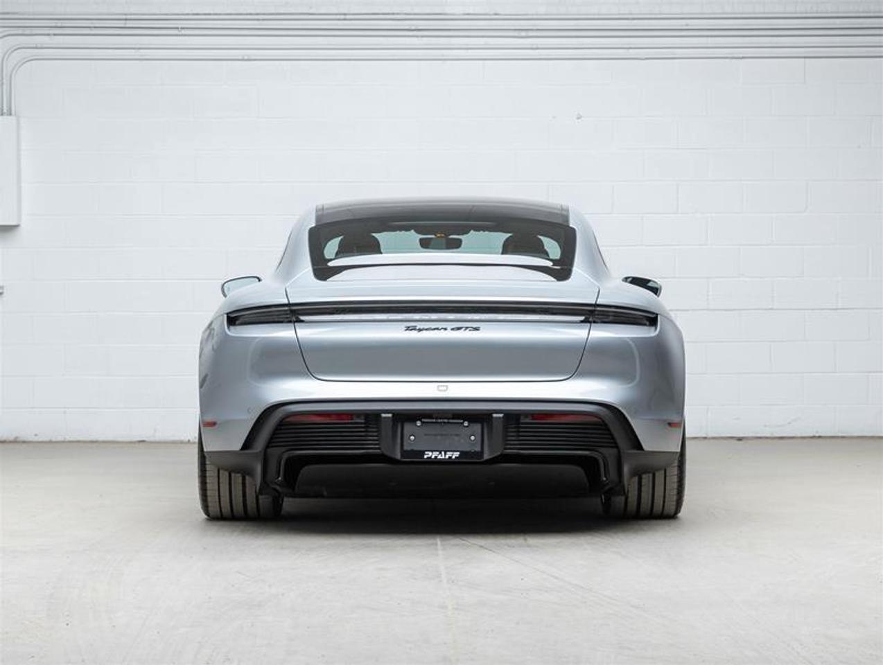 2025 Porsche Taycan  Photo