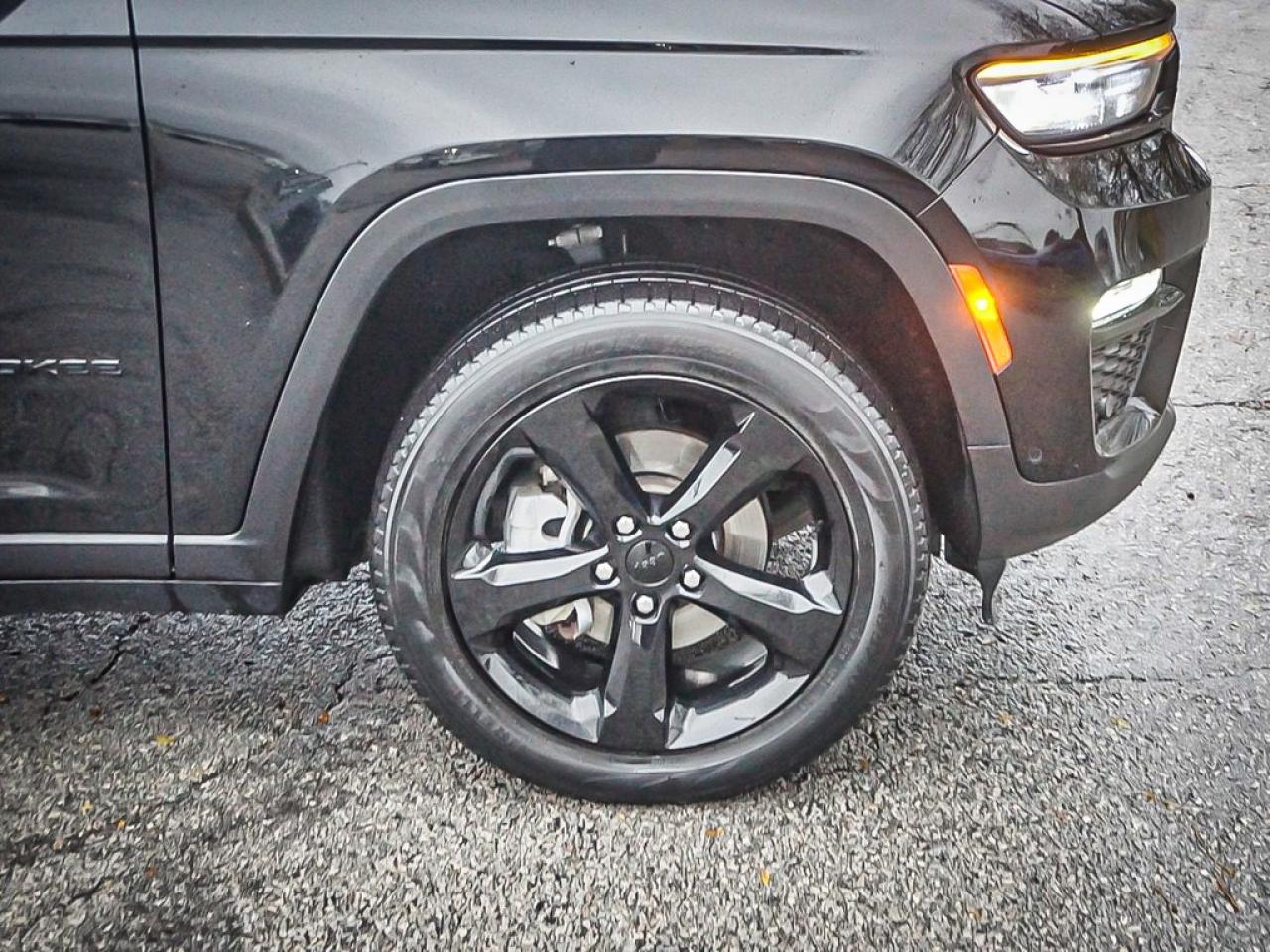 2023 Jeep Grand Cherokee  Photo