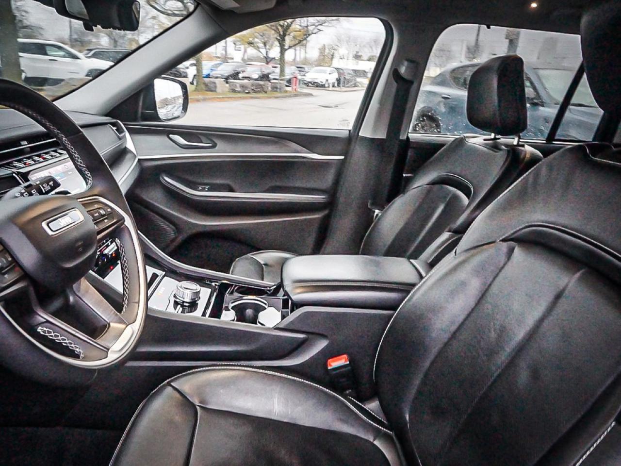 2023 Jeep Grand Cherokee  Photo