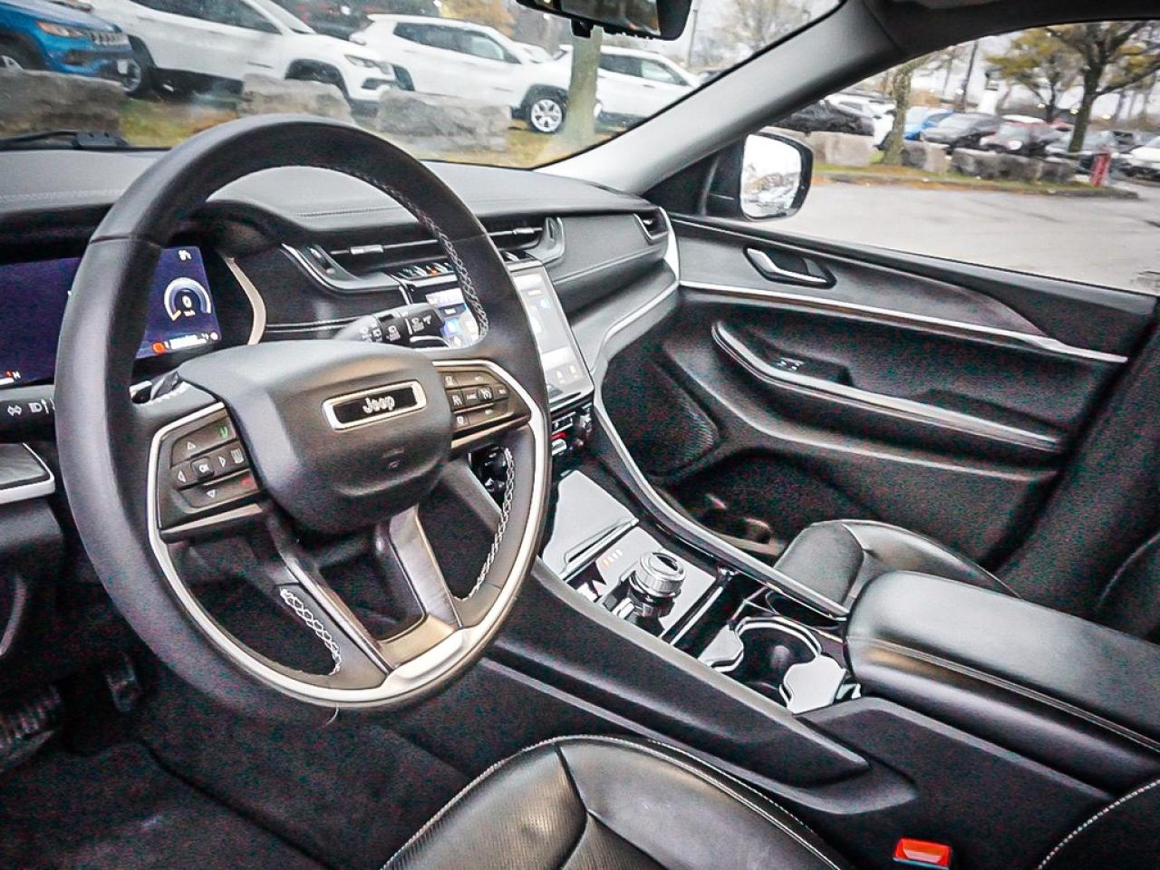 2023 Jeep Grand Cherokee  Photo