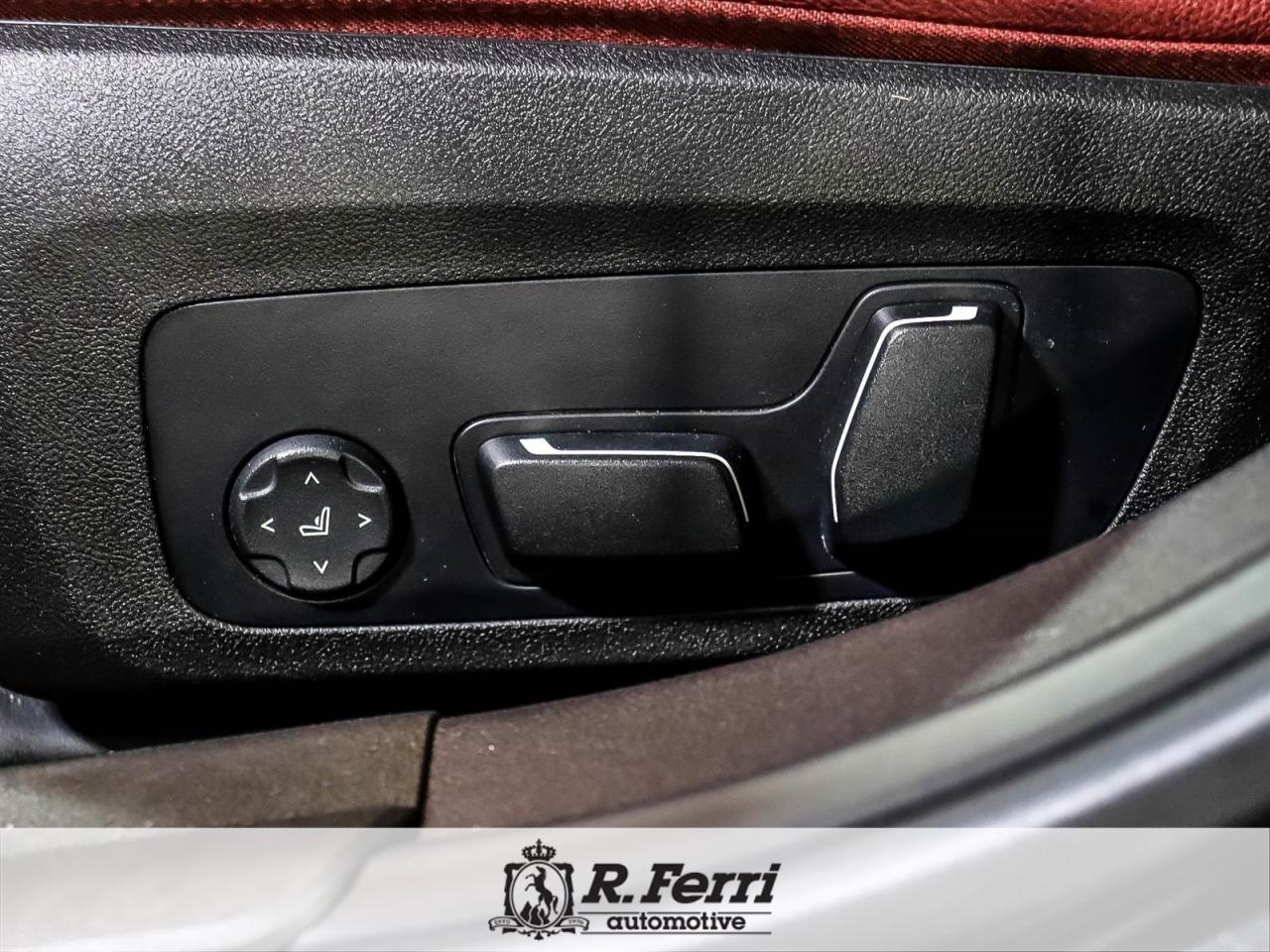 2024 BMW 330 i xDrive 4dr All-Wheel Drive Sedan Photo