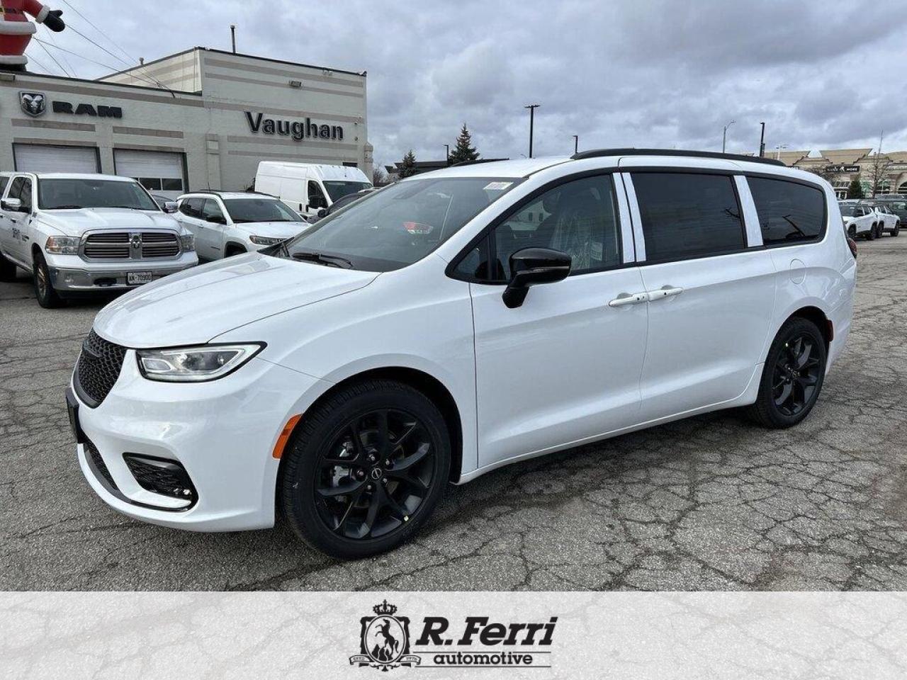 2026 Chrysler Pacifica Select Front-Wheel Drive Passenger Van Photo