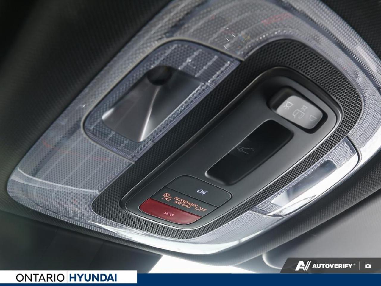 2025 Hyundai KONA 1.6T N Line Ultimate w/Two-Tone Roof 4dr All-Wheel Drive Photo