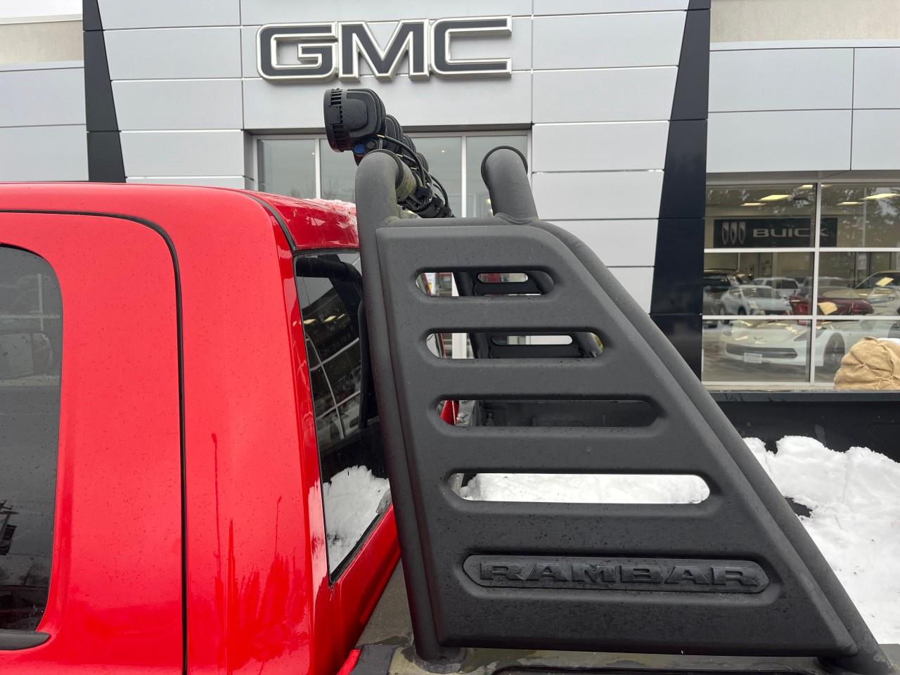 2020 RAM 2500 Big Horn 4x4 Crew Cab 6'4" Box Photo