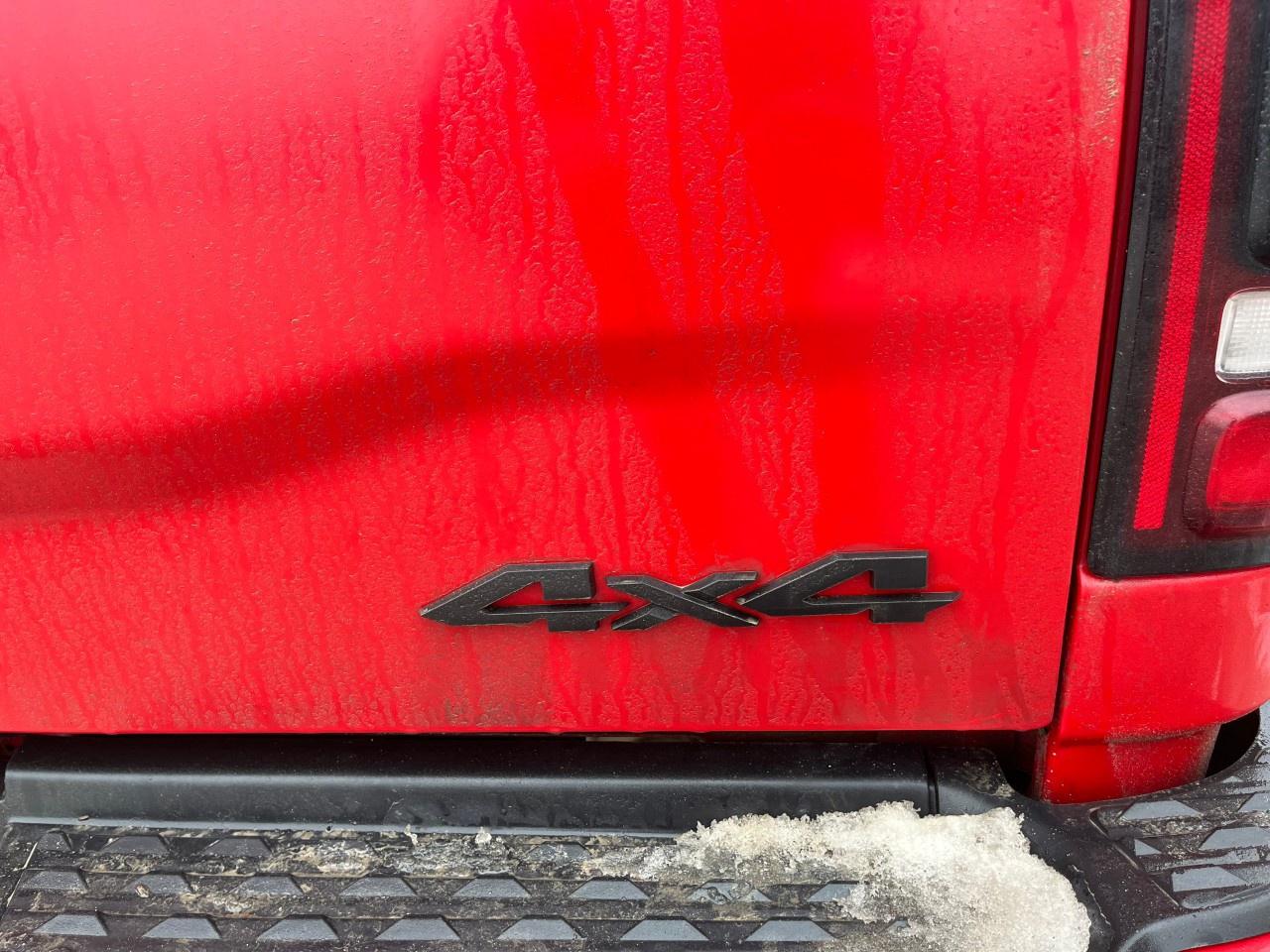 2020 RAM 2500 Big Horn 4x4 Crew Cab 6'4" Box Photo