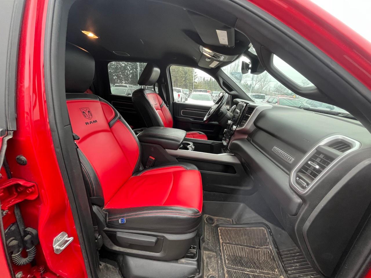 2020 RAM 2500 Big Horn 4x4 Crew Cab 6'4" Box Photo