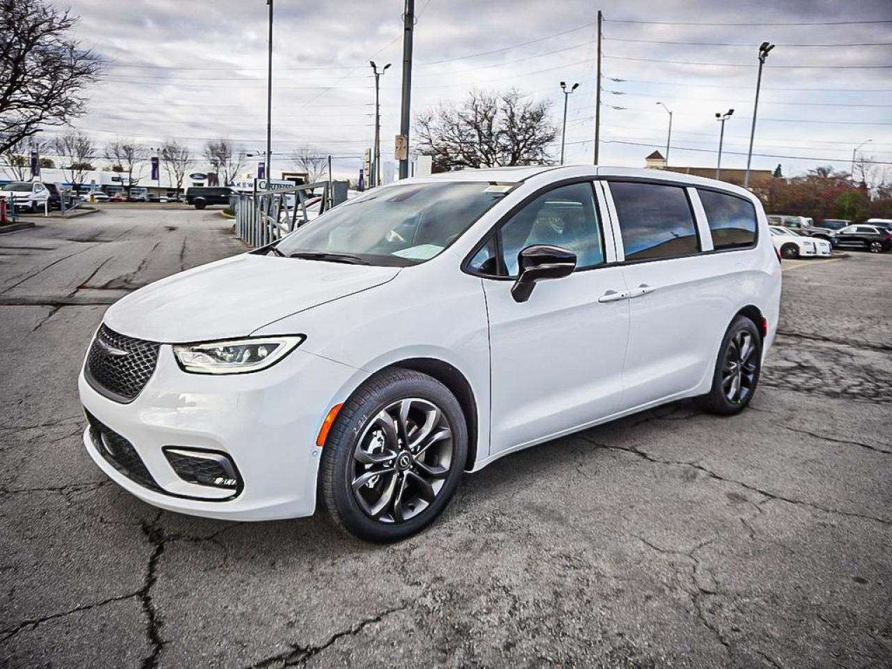 2026 Chrysler Pacifica  Photo