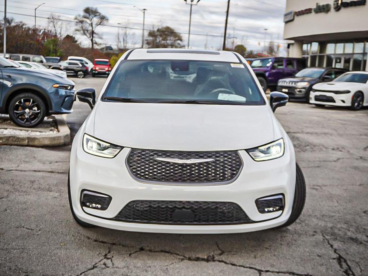 2026 Chrysler Pacifica  Photo