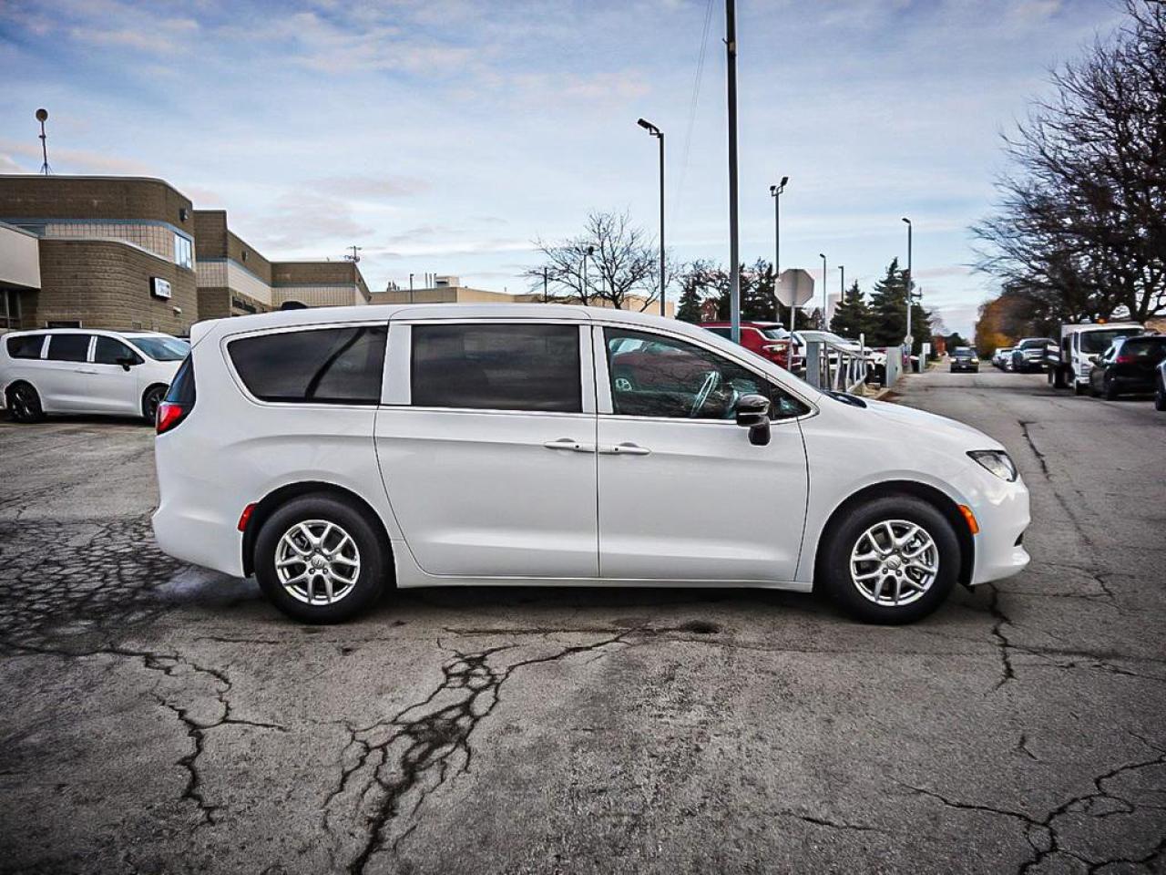 2026 Chrysler Grand Caravan  Photo