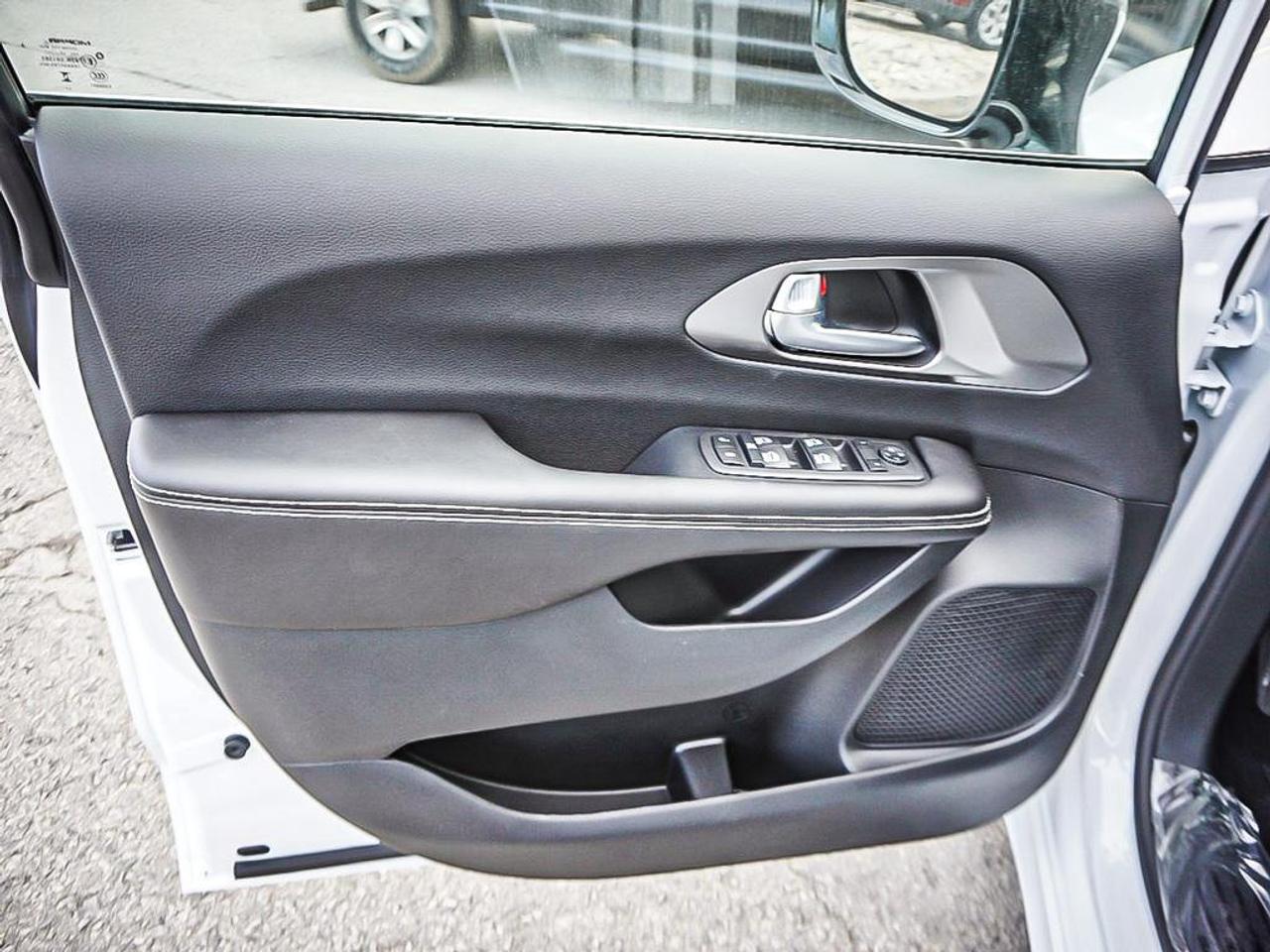 2026 Chrysler Grand Caravan  Photo