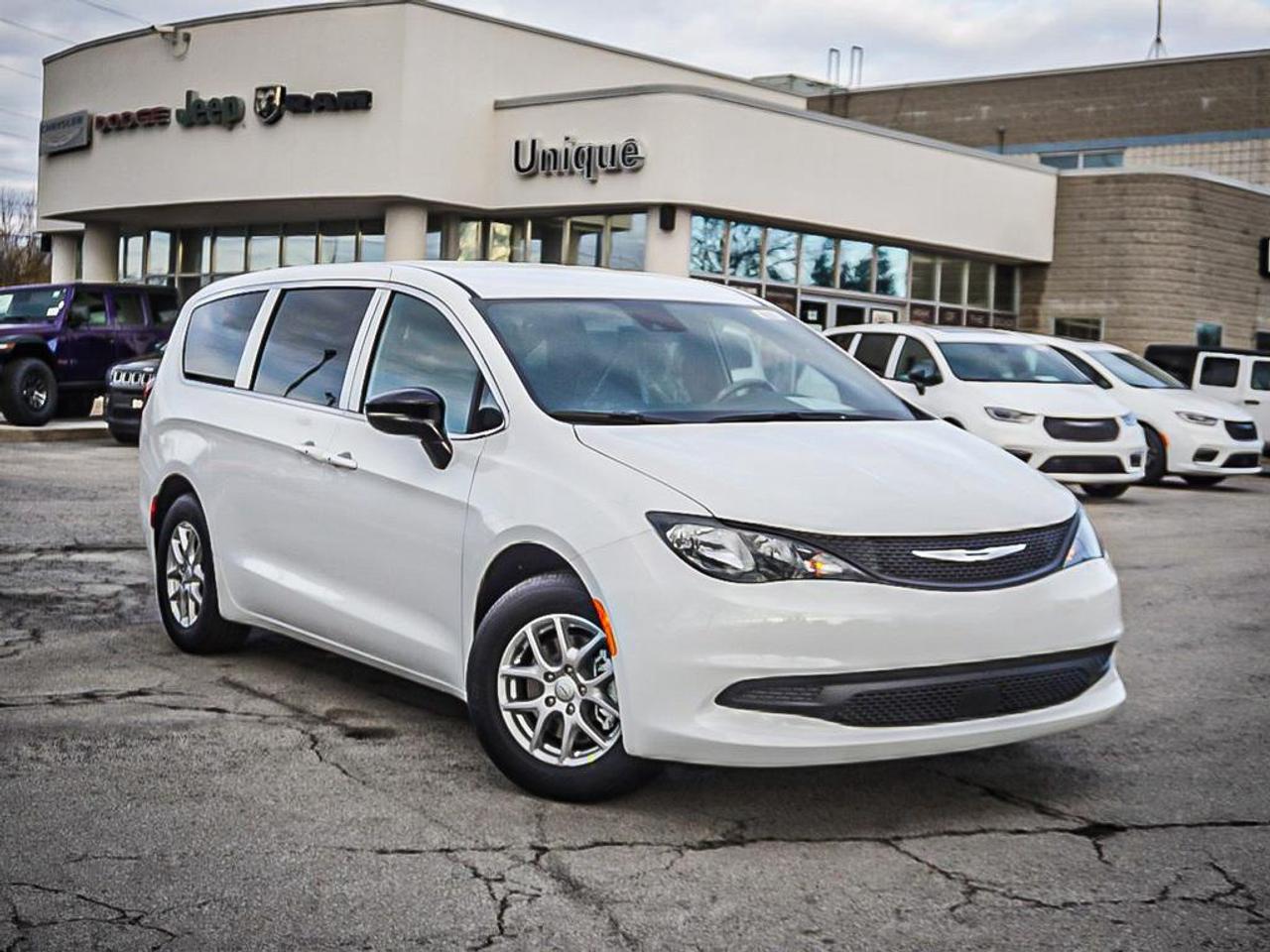 2026 Chrysler Grand Caravan  Photo
