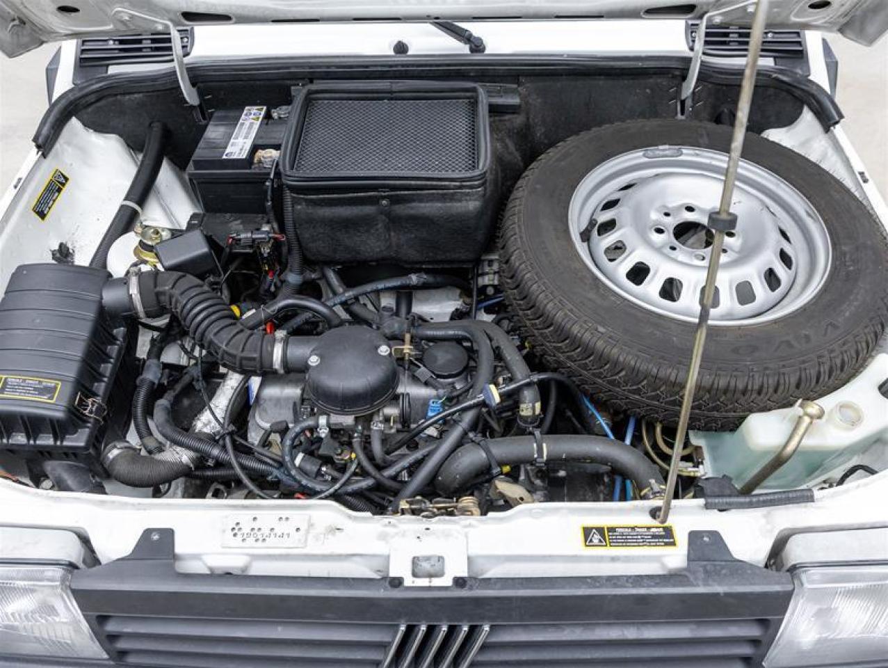 2000 Cadillac Model20  Photo