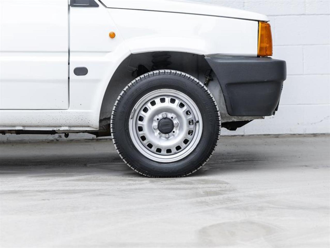 2000 Cadillac Model20  Photo