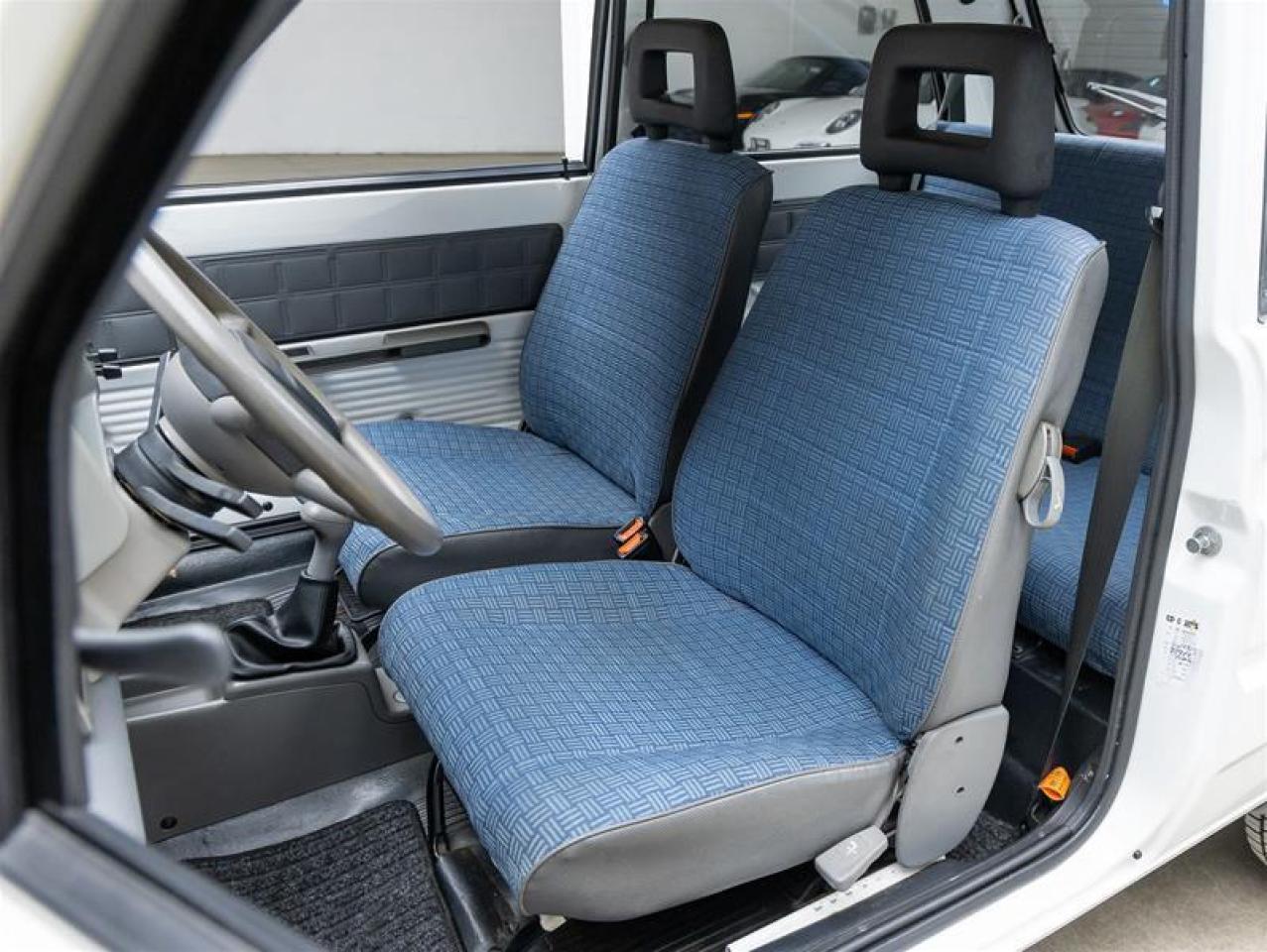 2000 Cadillac Model20  Photo