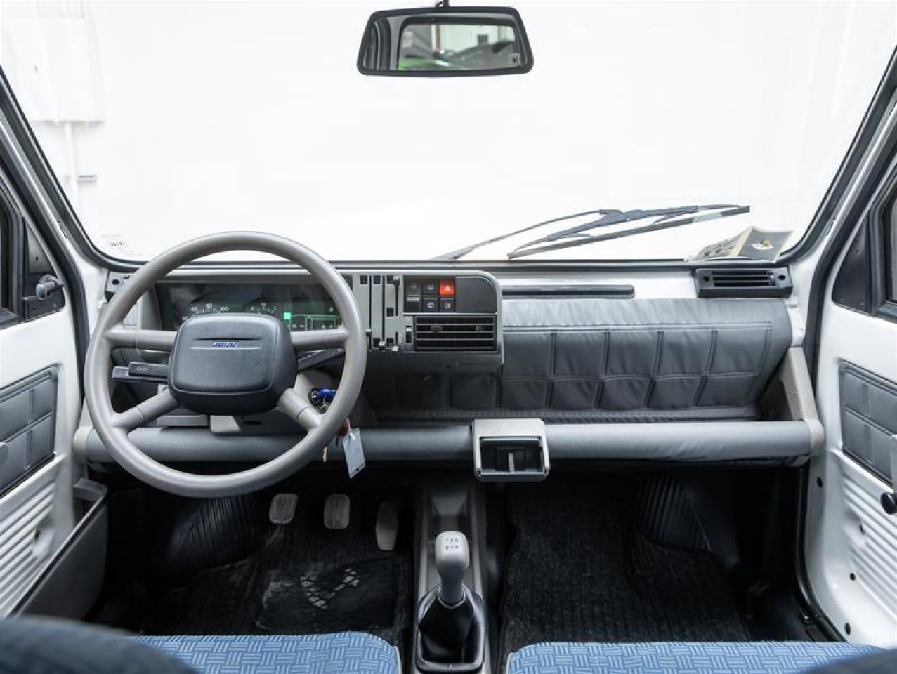 2000 Cadillac Model20  Photo