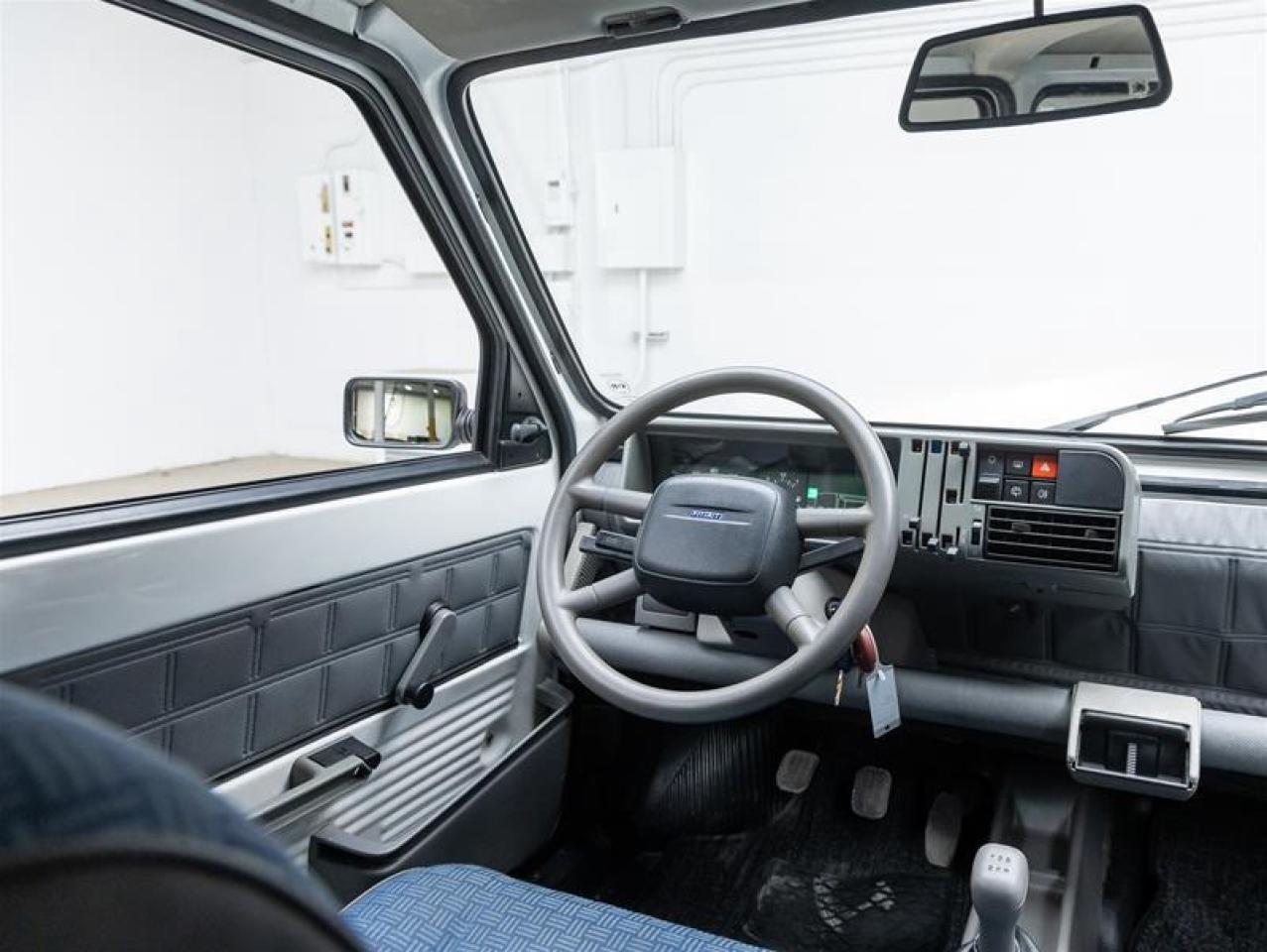 2000 Cadillac Model20  Photo