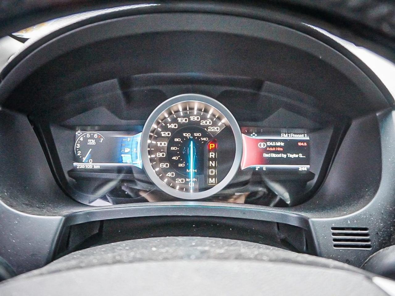 2015 Ford Explorer  Photo