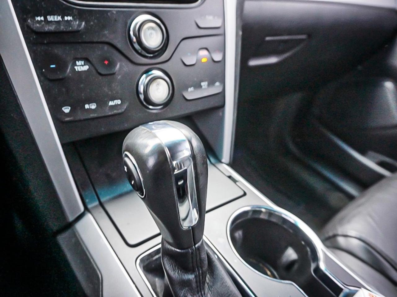 2015 Ford Explorer  Photo