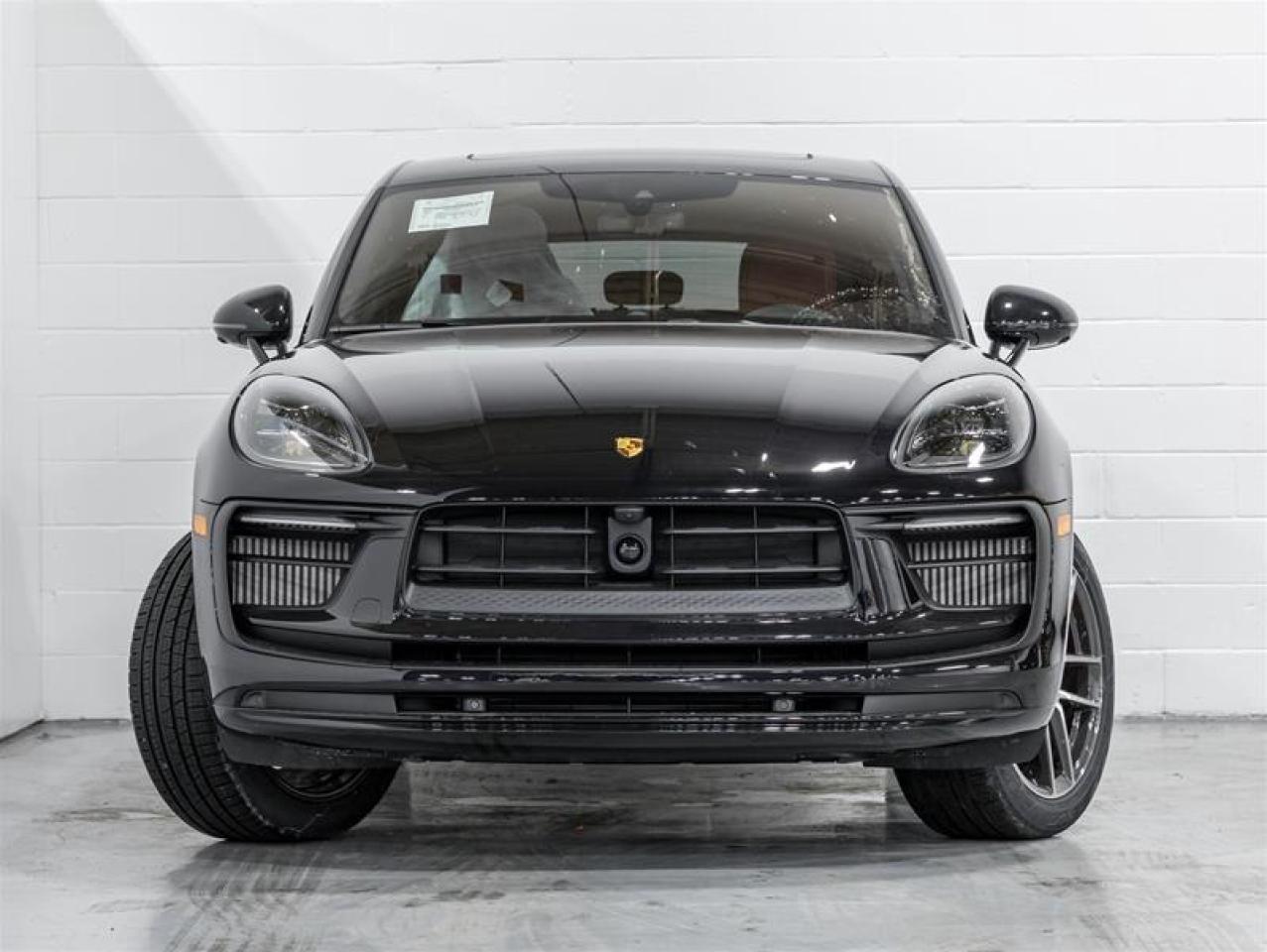 2025 Porsche Macan  Photo