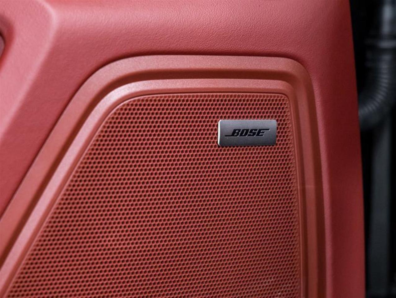 2025 Porsche Macan  Photo