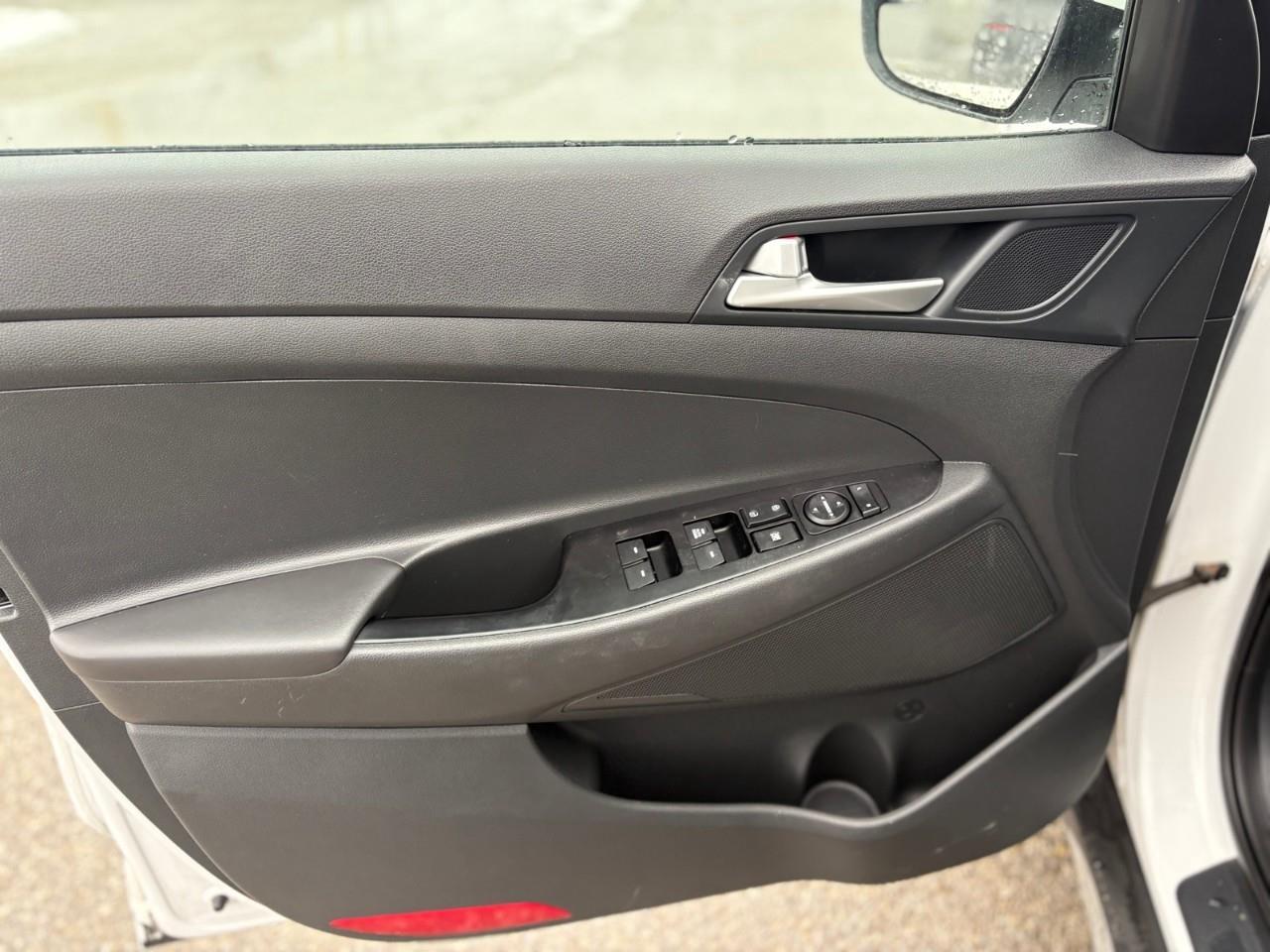 2019 Hyundai Tucson Essential w/Safety Package 4dr Front-Wheel Drive Photo