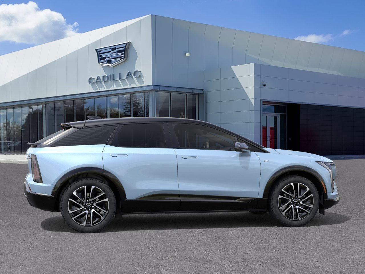 2026 Cadillac OPTIQ Sport 4dr Photo