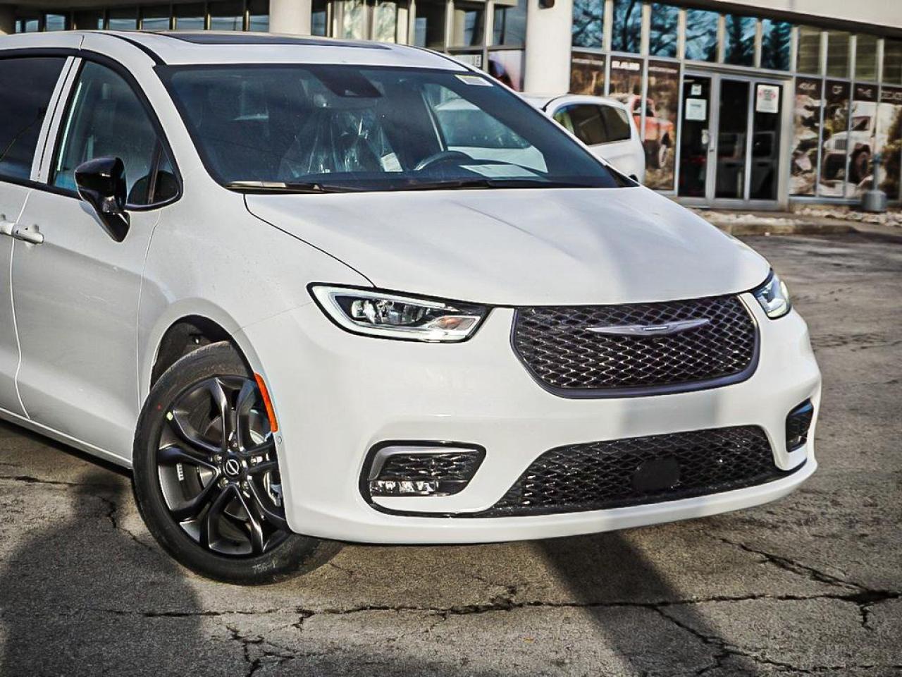 2026 Chrysler Pacifica  Photo