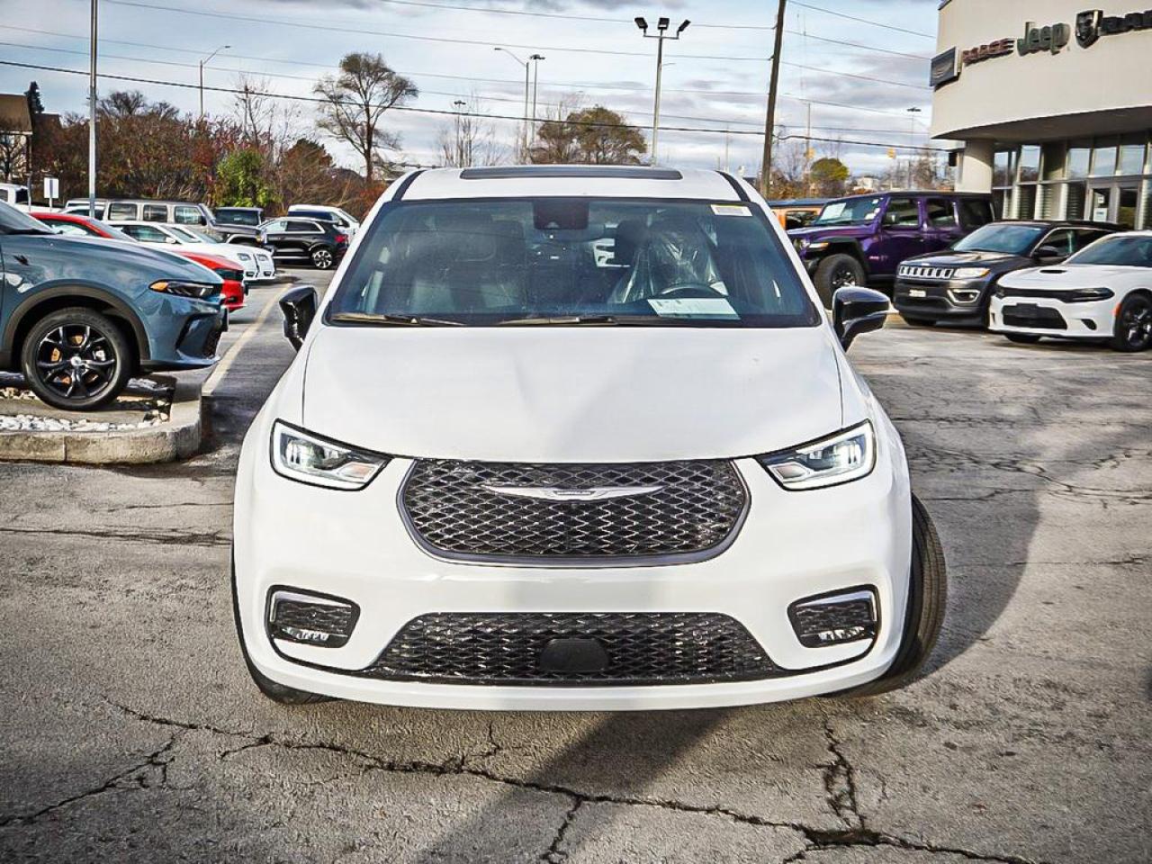 2026 Chrysler Pacifica  Photo