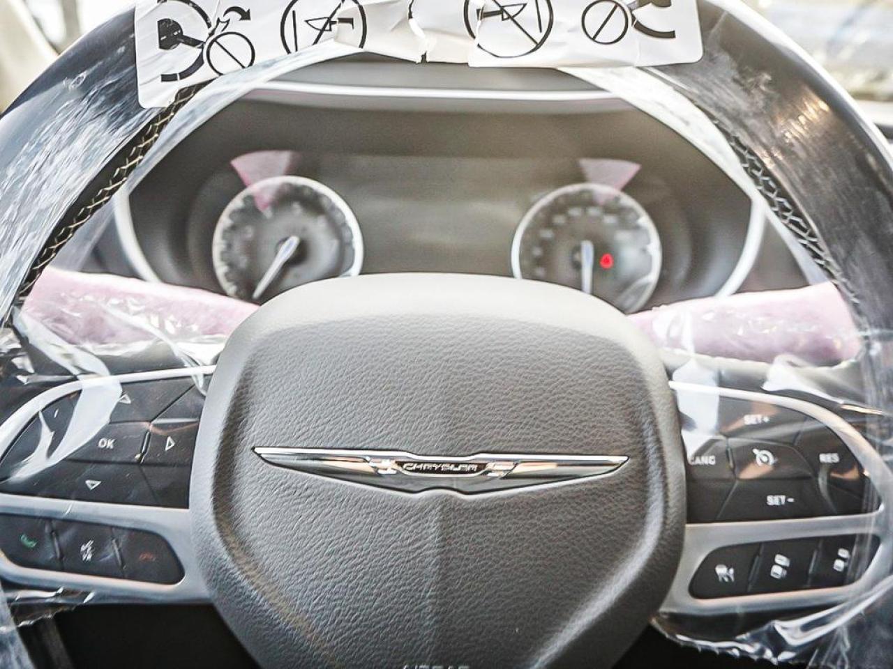 2026 Chrysler Pacifica  Photo