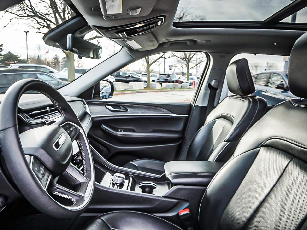 2023 Jeep Grand Cherokee L  Photo