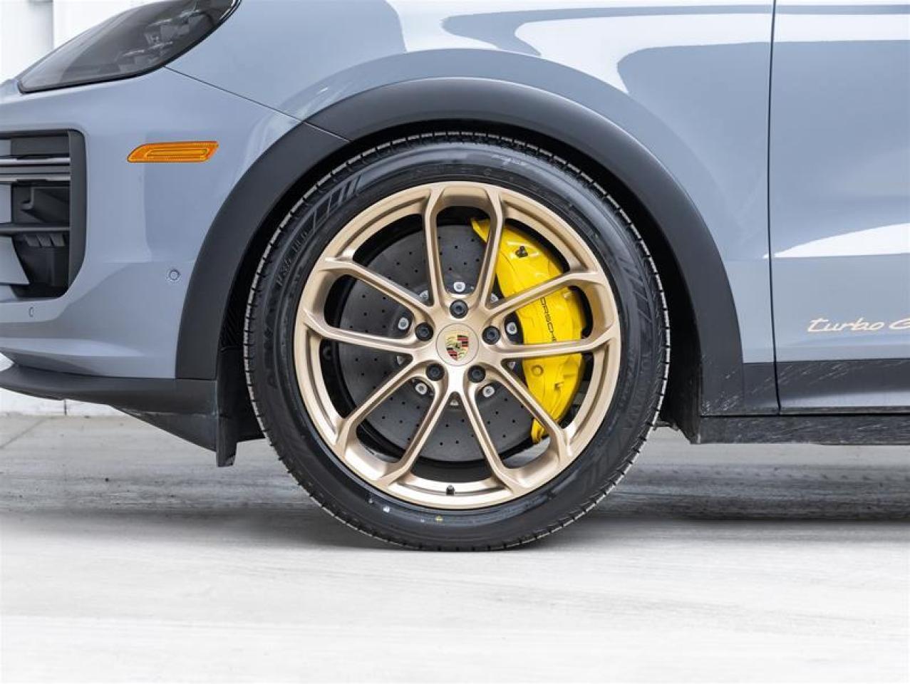 2024 Porsche Cayenne  Photo