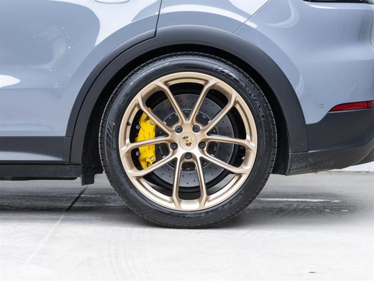 2024 Porsche Cayenne  Photo