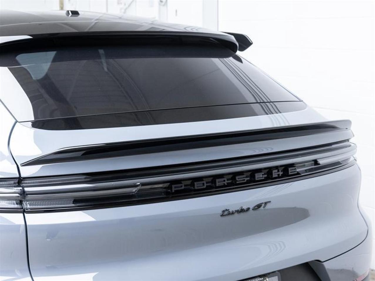 2024 Porsche Cayenne  Photo