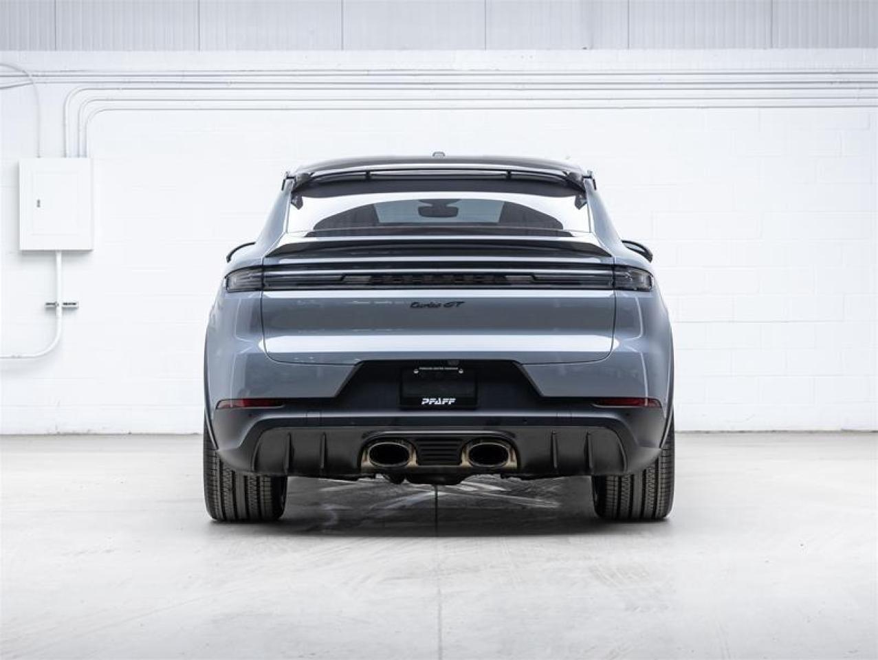 2024 Porsche Cayenne  Photo