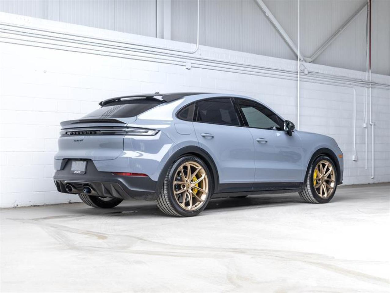 2024 Porsche Cayenne  Photo