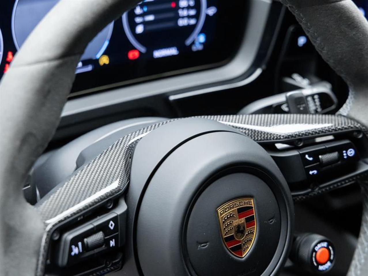 2024 Porsche Cayenne  Photo