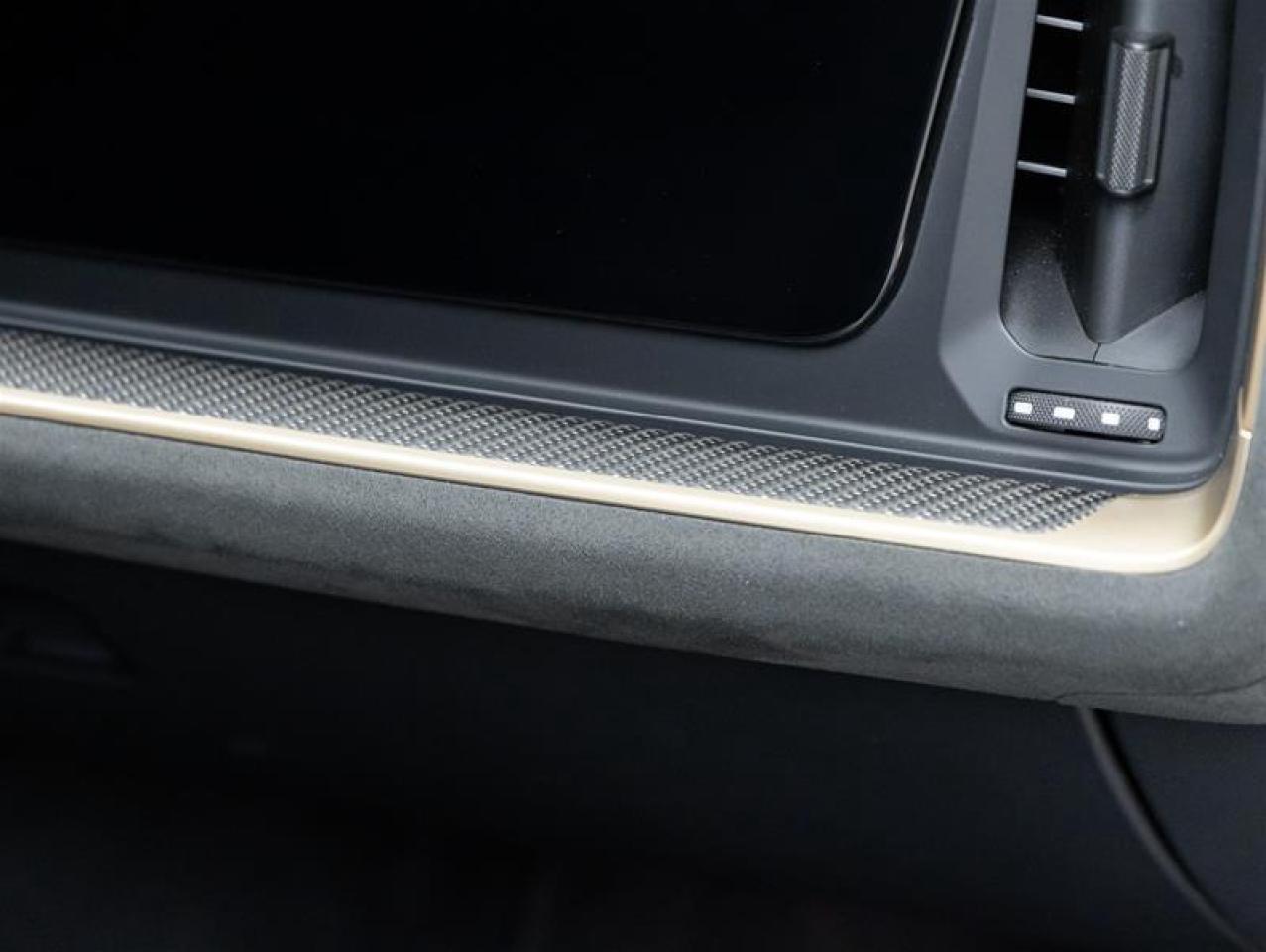 2024 Porsche Cayenne  Photo