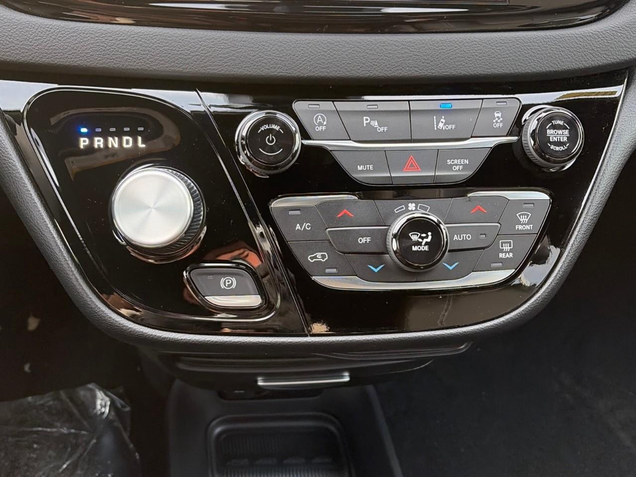 2026 Chrysler Grand Caravan SXT Front-Wheel Drive Passenger Van Photo