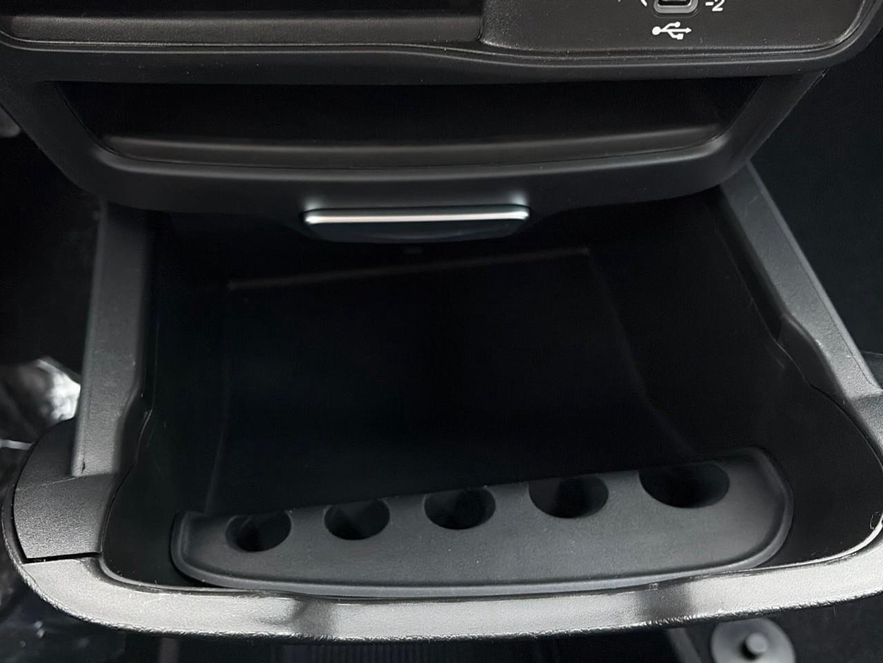 2026 Chrysler Grand Caravan SXT Front-Wheel Drive Passenger Van Photo