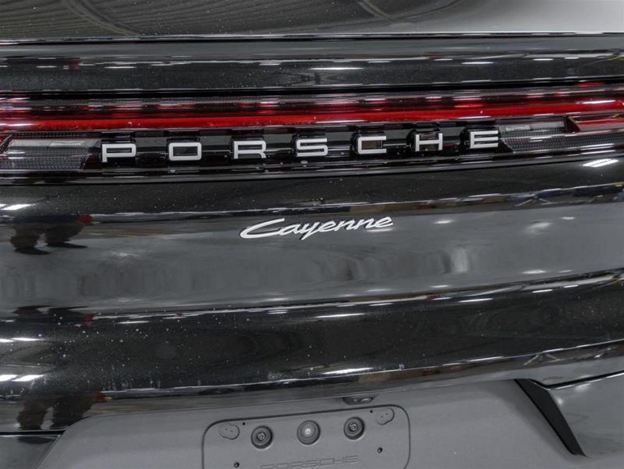 2025 Porsche Cayenne  Photo