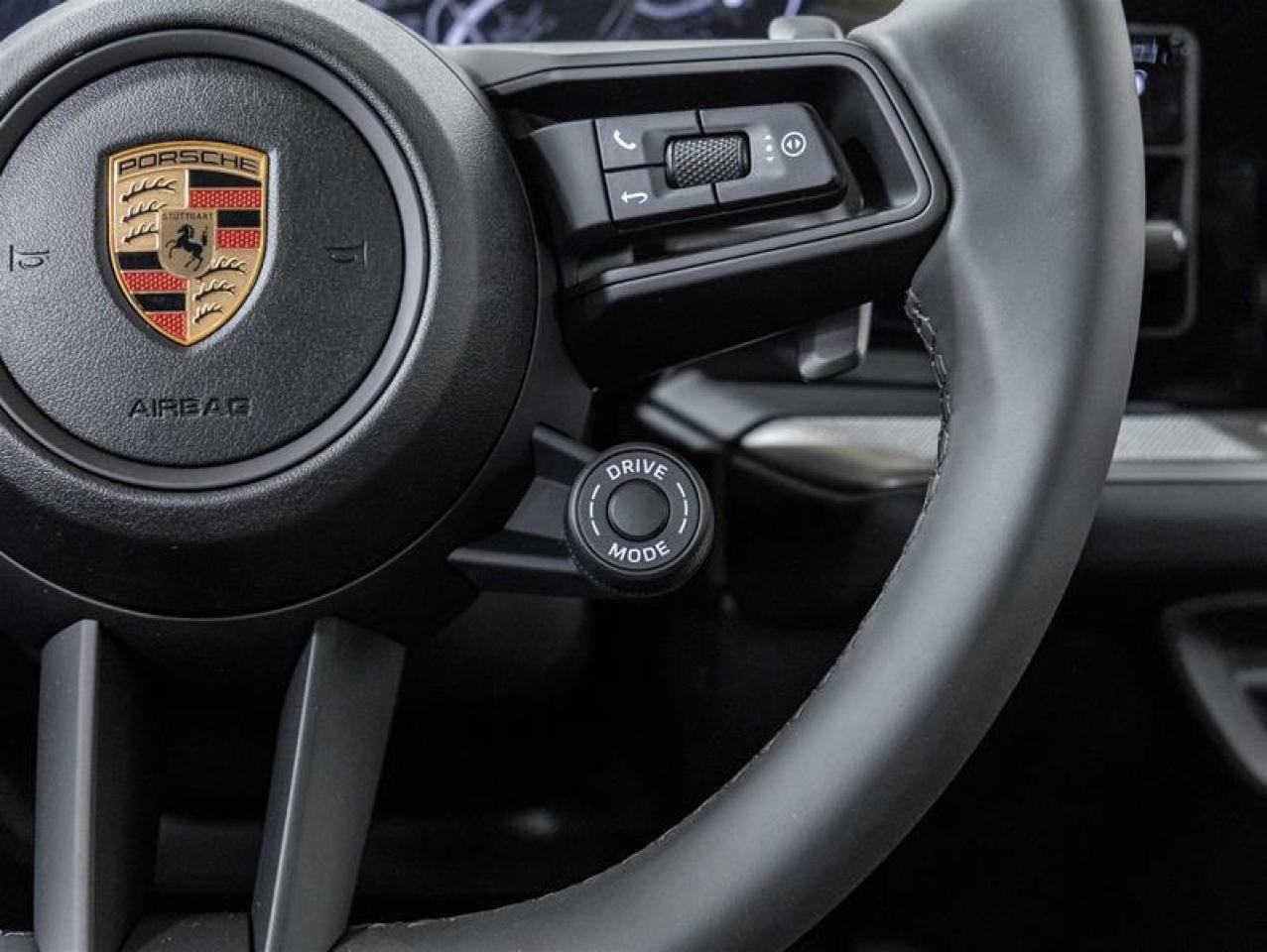 2025 Porsche Cayenne  Photo