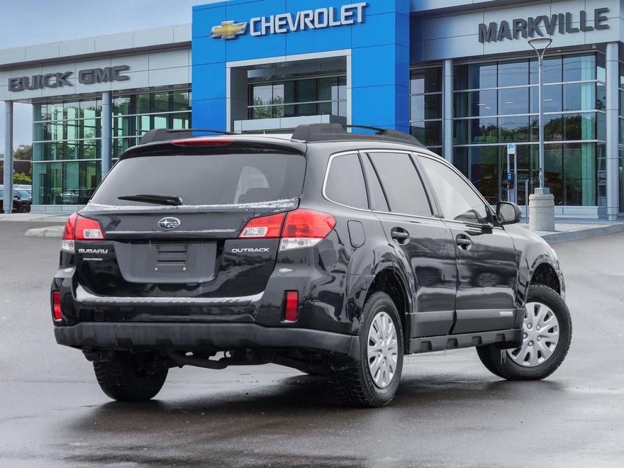 2011 Subaru Outback  Photo