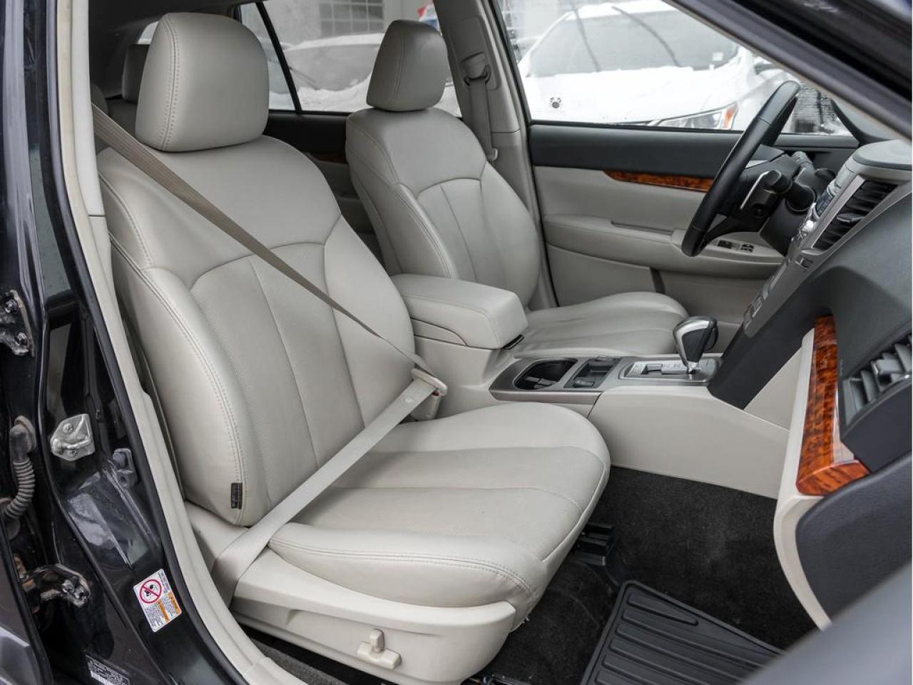 2011 Subaru Outback  Photo