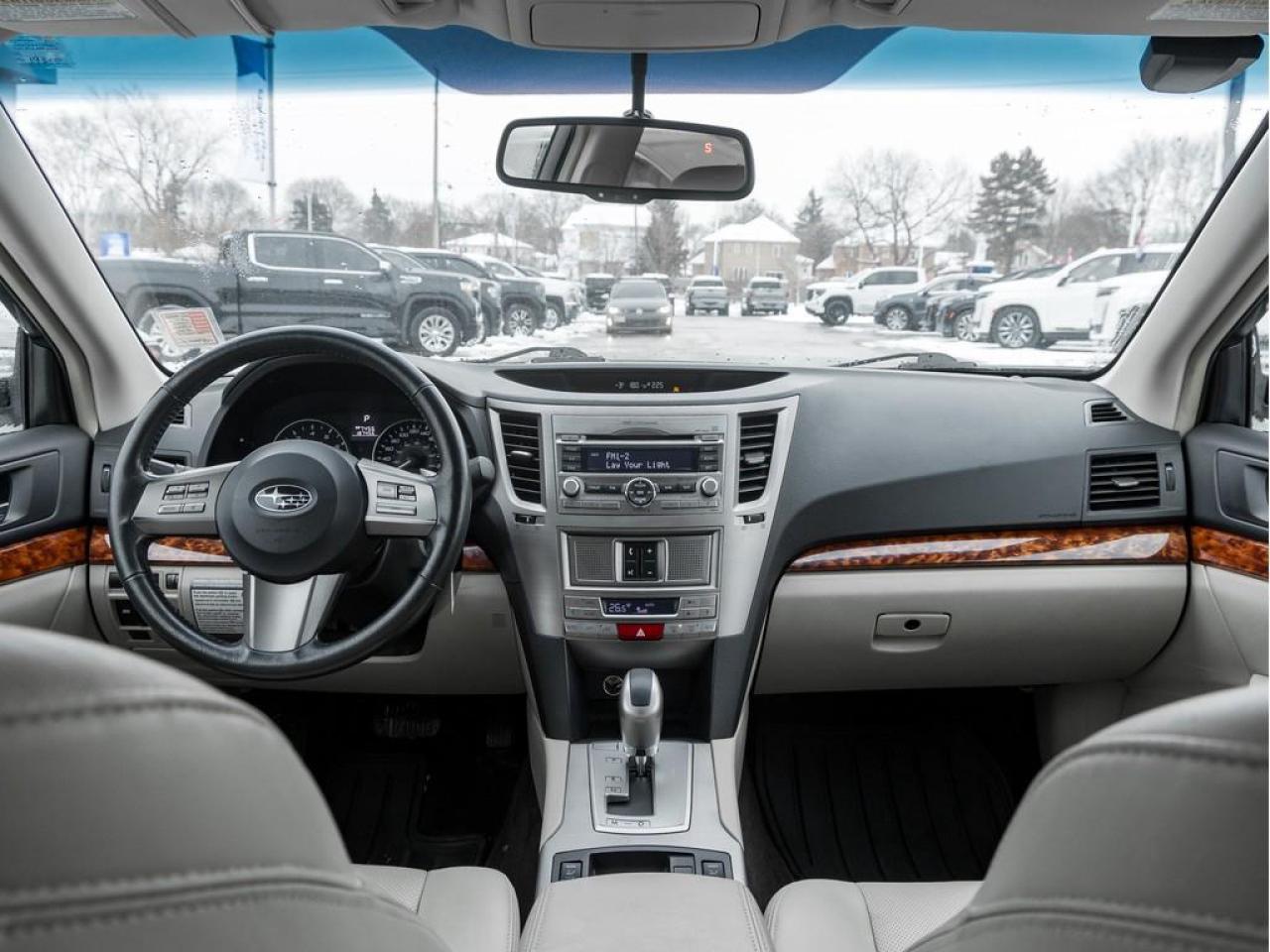 2011 Subaru Outback  Photo