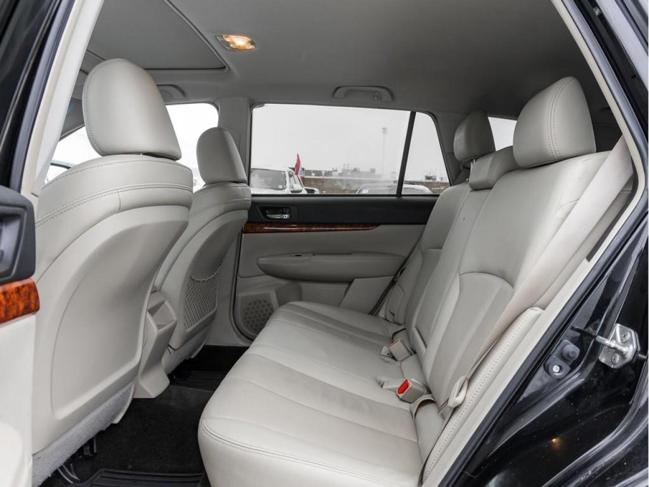 2011 Subaru Outback  Photo